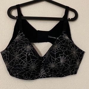 Torrid Curve Spiderweb Bra - NWOT - size 48D